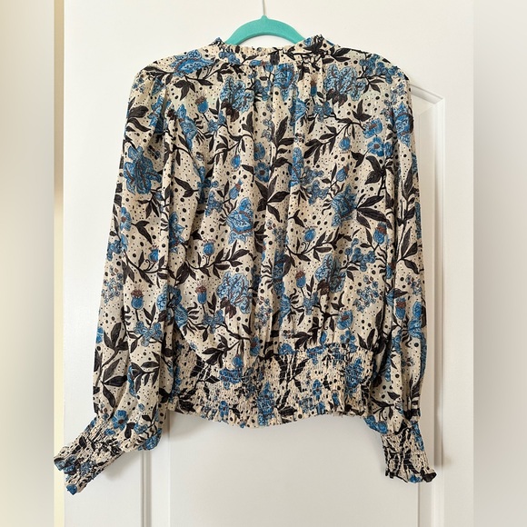 Joie -570 Smocked Banded Waist Floral Blouse Size M Blue & White Tie Ruffle Neck - Picture 2 of 3